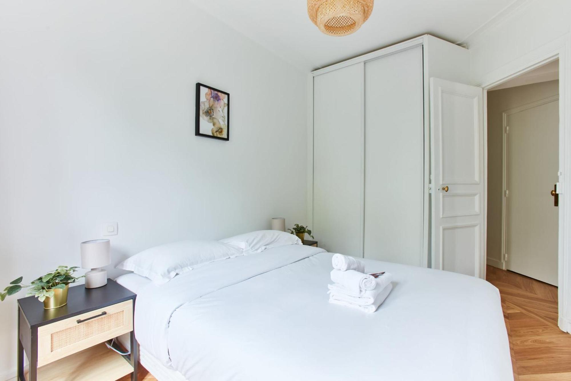 Montmartre - 1Br - Cityapartmentstay Paris Ngoại thất bức ảnh